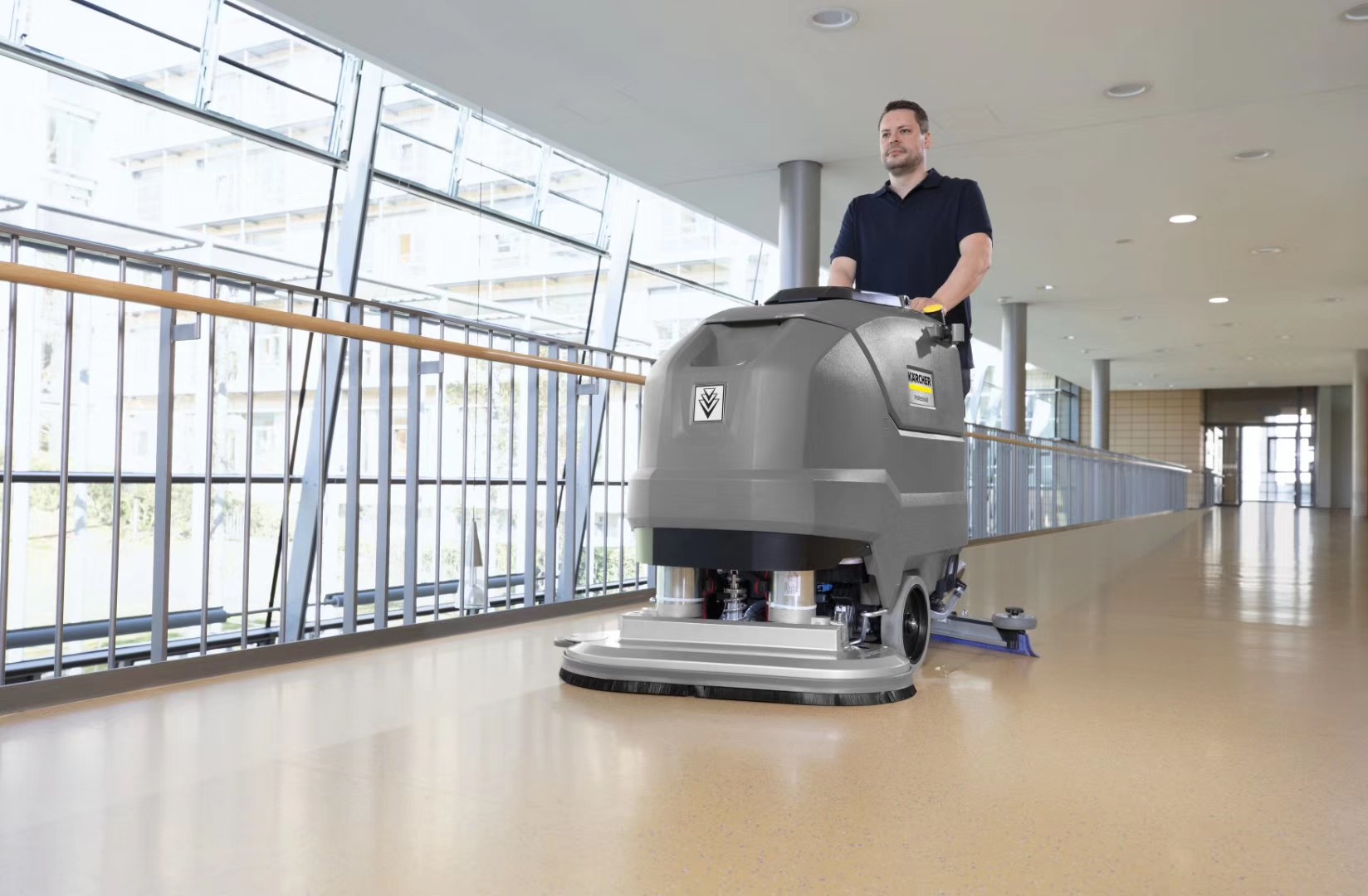 BD80/100W雙刷頭洗地機(jī)